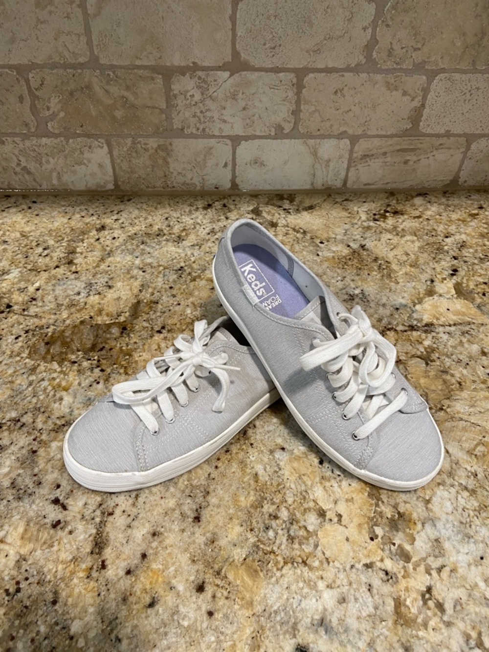 Keds Dream Foam Gray White Women's Comfort Sneaker Fabric Lace Up Memory Foam 6